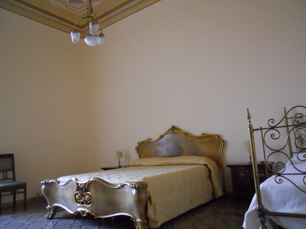 Borgo Due Mari Bed & Breakfast ตารันโต ห้อง รูปภาพ